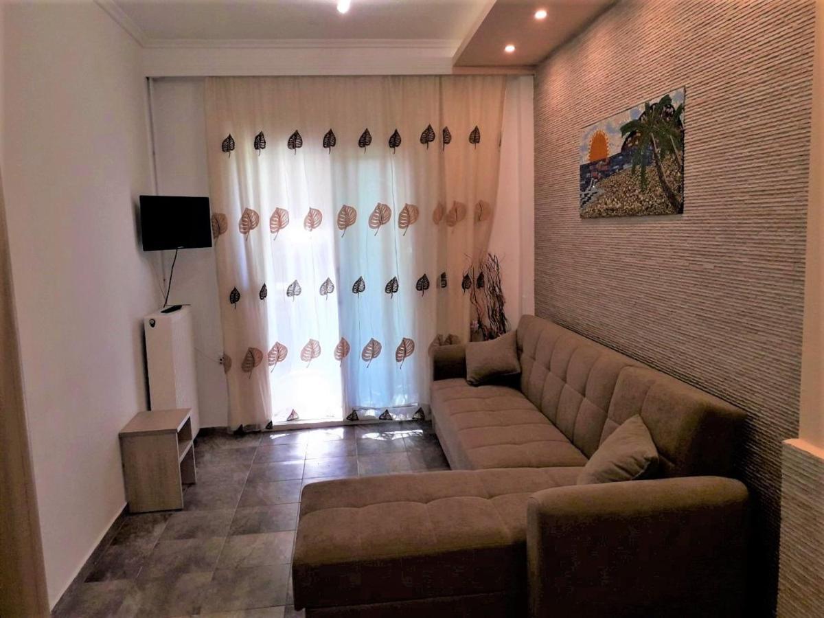 Hotel Fernando à Ofrínion Extérieur photo
